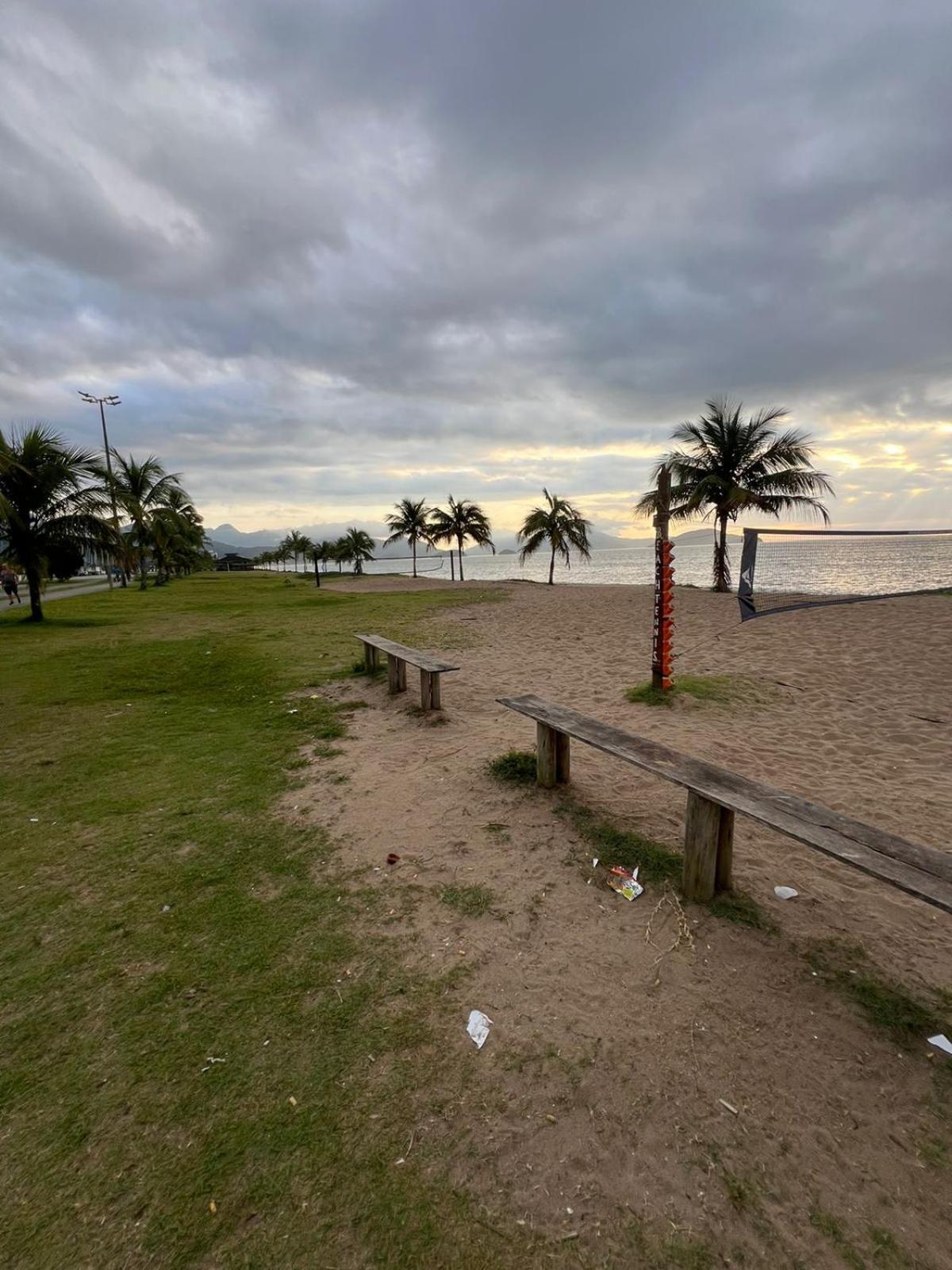 Paraiso Do Alexandre Para 15 Hospedes カラグァタトゥバ エクステリア 写真
